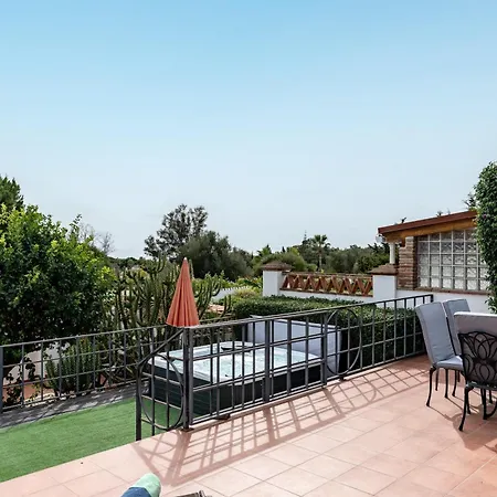Casa Gosia Cabopino 別荘 マルベーリャ